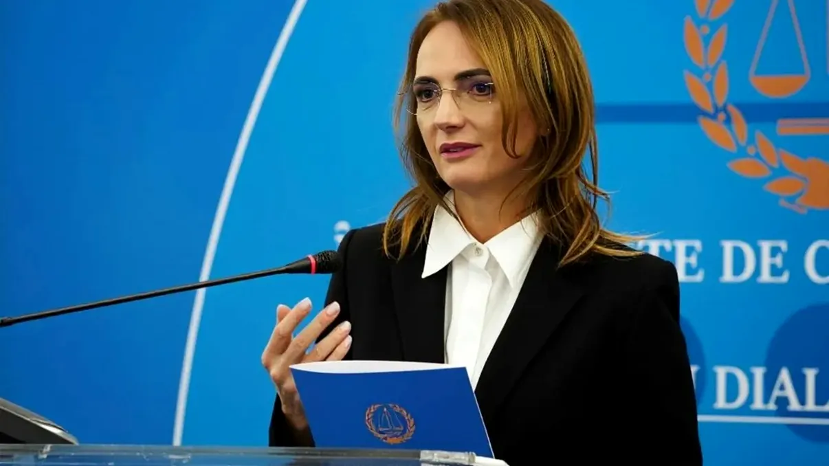 Cum justifică Lia Savonea discuția cu judecătoarea Ionela Tudor în timpul conferinței de presă de la Curtea de Apel București