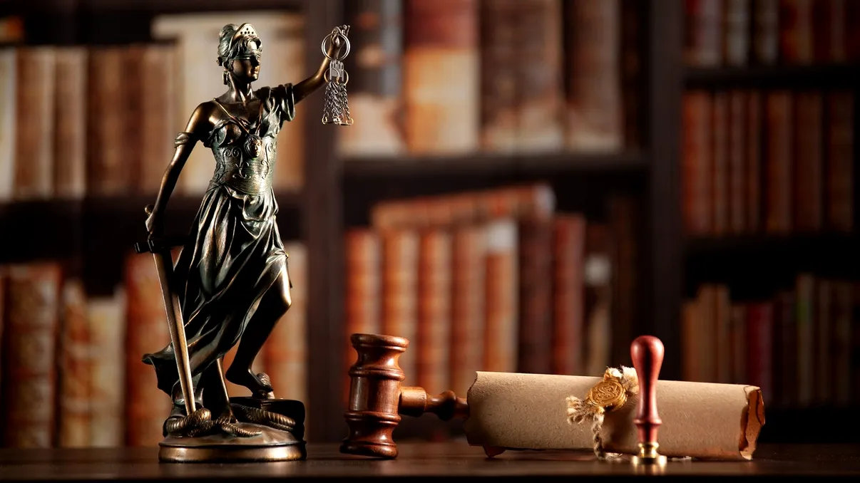 Legea moștenirii între frați. Cine primeşte şi cât la succesiune