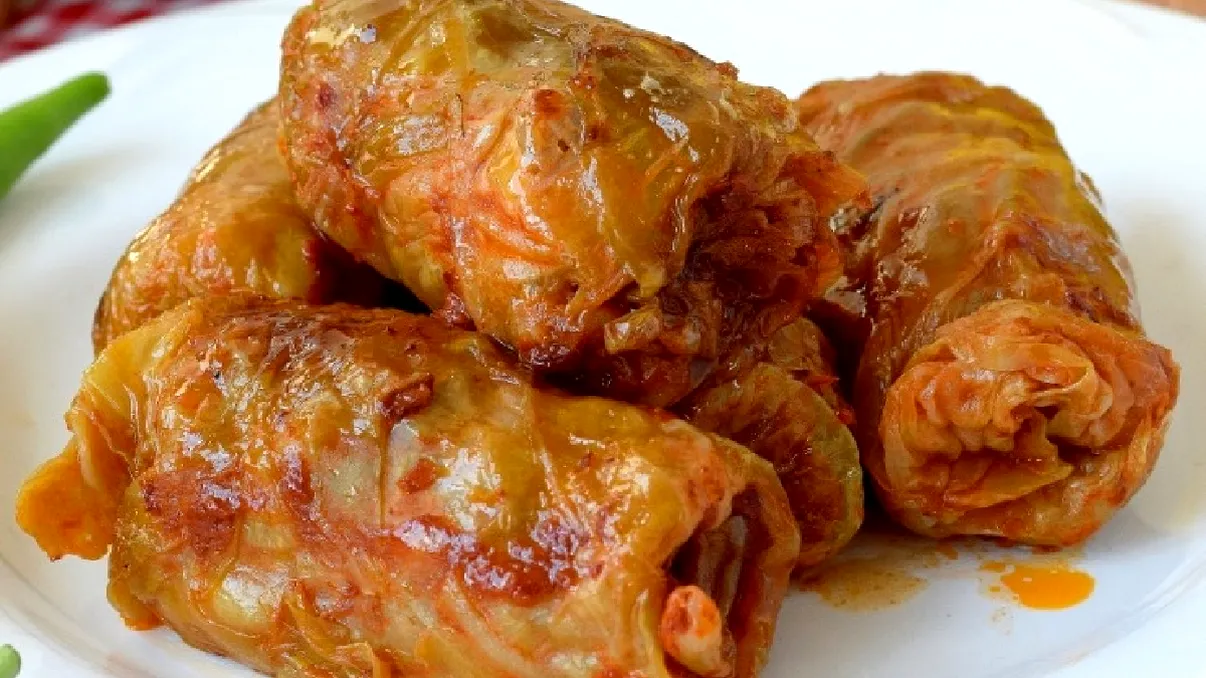 Rețetă originală de sarmale. E diferită complet de cea românească, ce ingrediente au dispărut