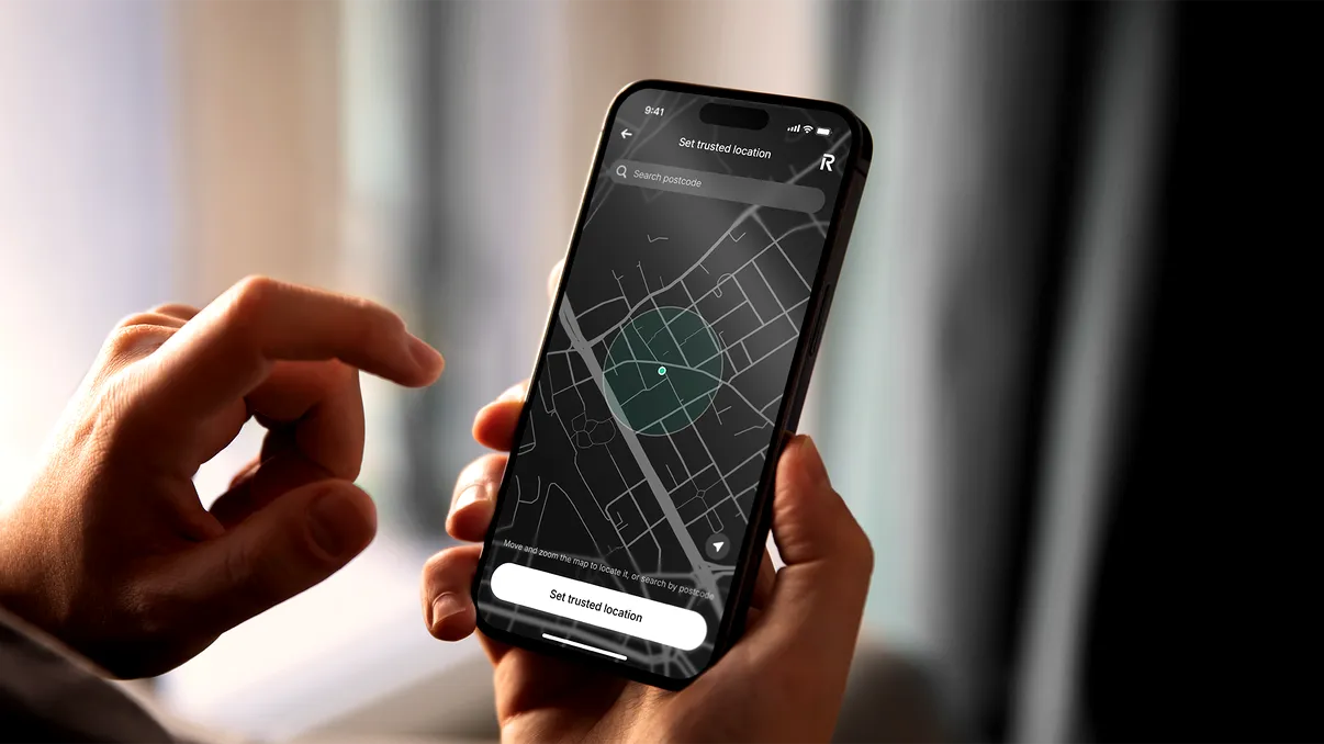 Revolut lansează „Street Mode” în România: Noul scut digital împotriva furtului de telefoane