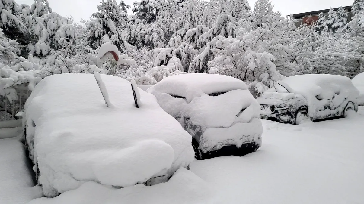 Vine iarna adevărată în România. Data de la care se răceşte brusc, anunţată de ANM