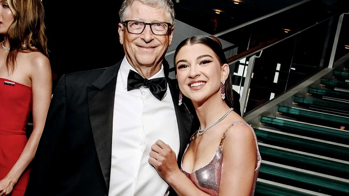 Sumă record strânsă de fiica lui Bill Gates pentru o companie bazată pe inteligență artificială. Cum a reușit Phoebe să dea lovitura cu Phia și cum a ajutat-o tatăl său