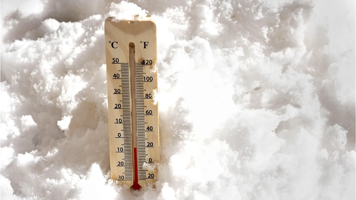 Se schimbă vremea brusc din nou. Când începe „iarna secolului” în România, anunţul meteorologilor