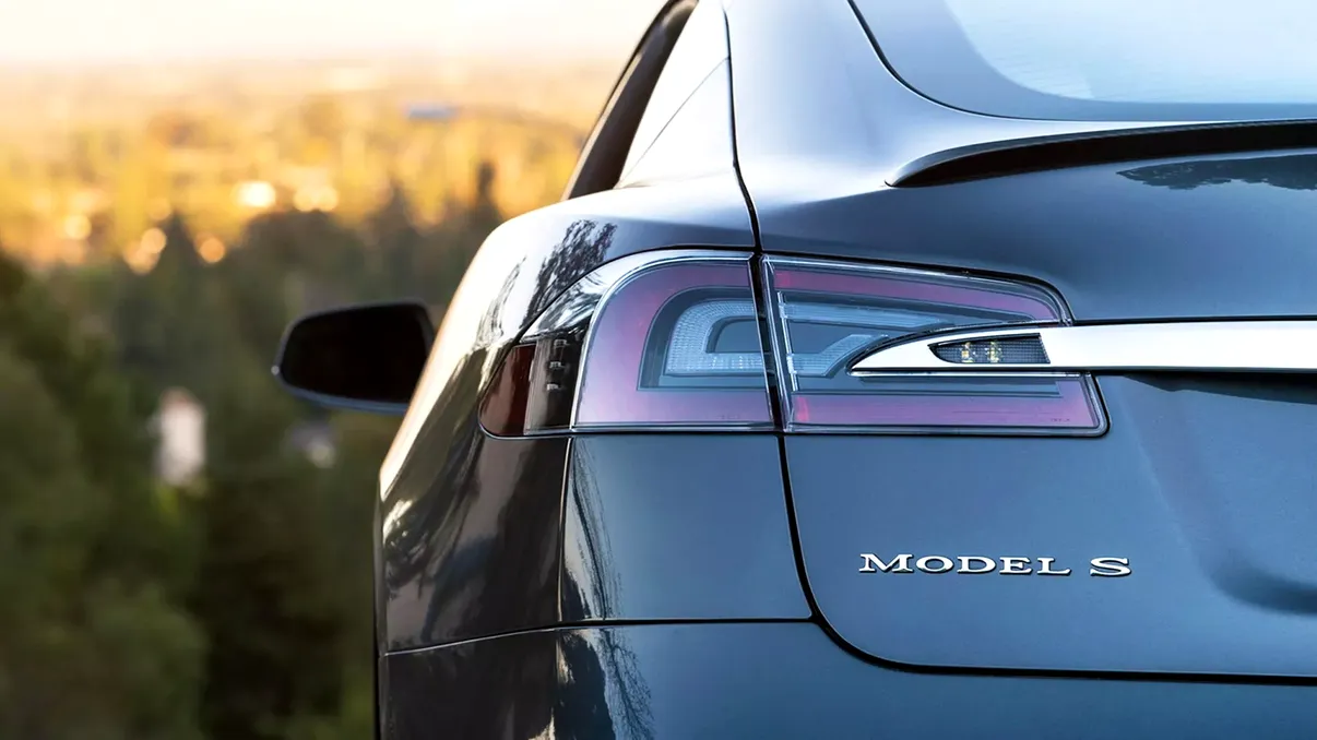 Țara care introduce primele standarde obligatorii de eficiență pentru mașinile electrice. Ce se schimbă din 2026 pentru producători