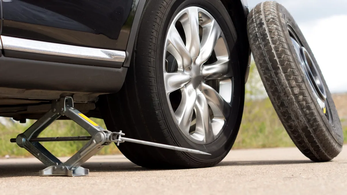 Cum recunoști un rulment de roată uzat după sunete și comportamentul mașinii