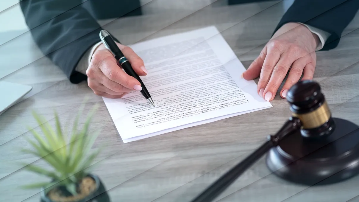 Ce drepturi au nepoții la moștenirea bunicilor, dacă părinții lor sunt în viață: explicațiile unui avocat