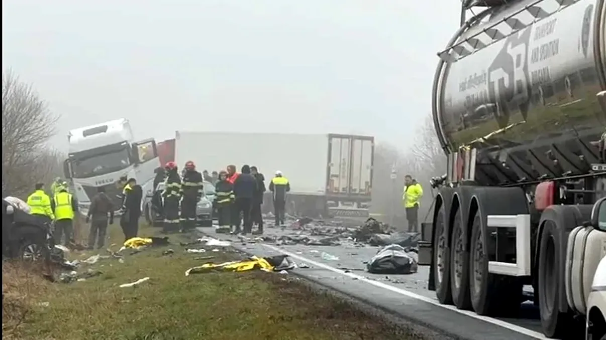 Doi suporteri greci răniți în accidentul din Timiș, transportați în Grecia cu o aeronavă militară