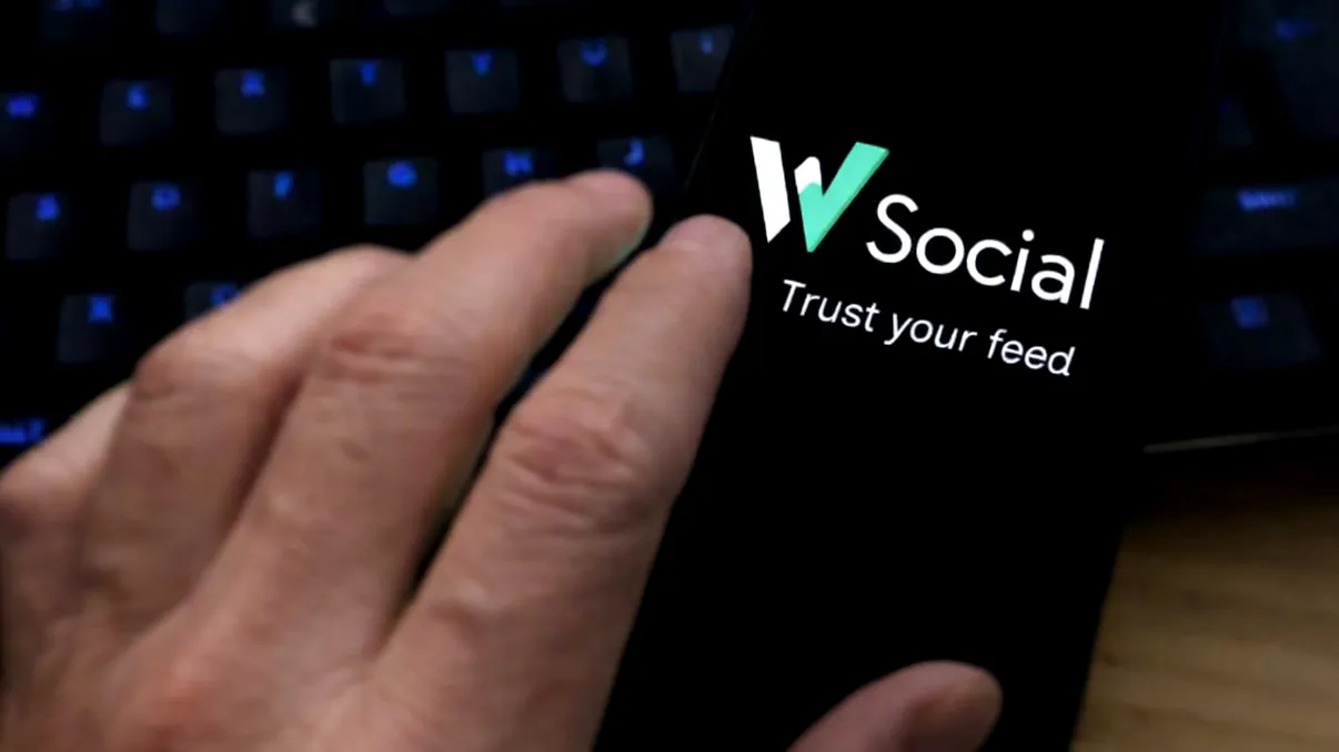 W, alternativa europeană la X care promite să reducă „dezinformarea sistemică”, condusă de fosta șefă de confidențialitate de la eBay, Anna Zeiter