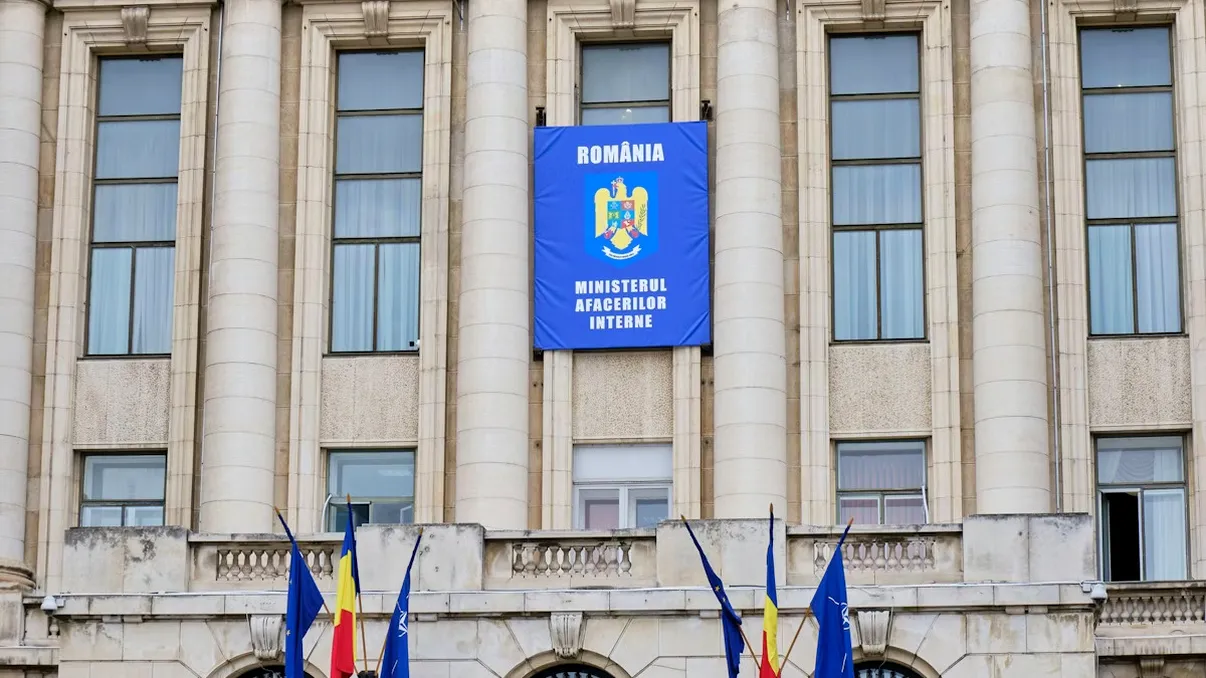 Reacţii ironice după ce Ministerul Afacerilor Interne a greşit un citat din Eminescu, chiar de Ziua Culturii Naționale