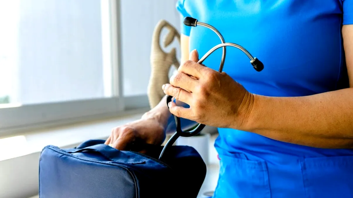 Scandal la spitalul din Constanța. O familie reclamă că nu s-a găsit niciun medic disponibil pentru un pacient cu anevrism. 70% dintre medici au scutiri de gărzi