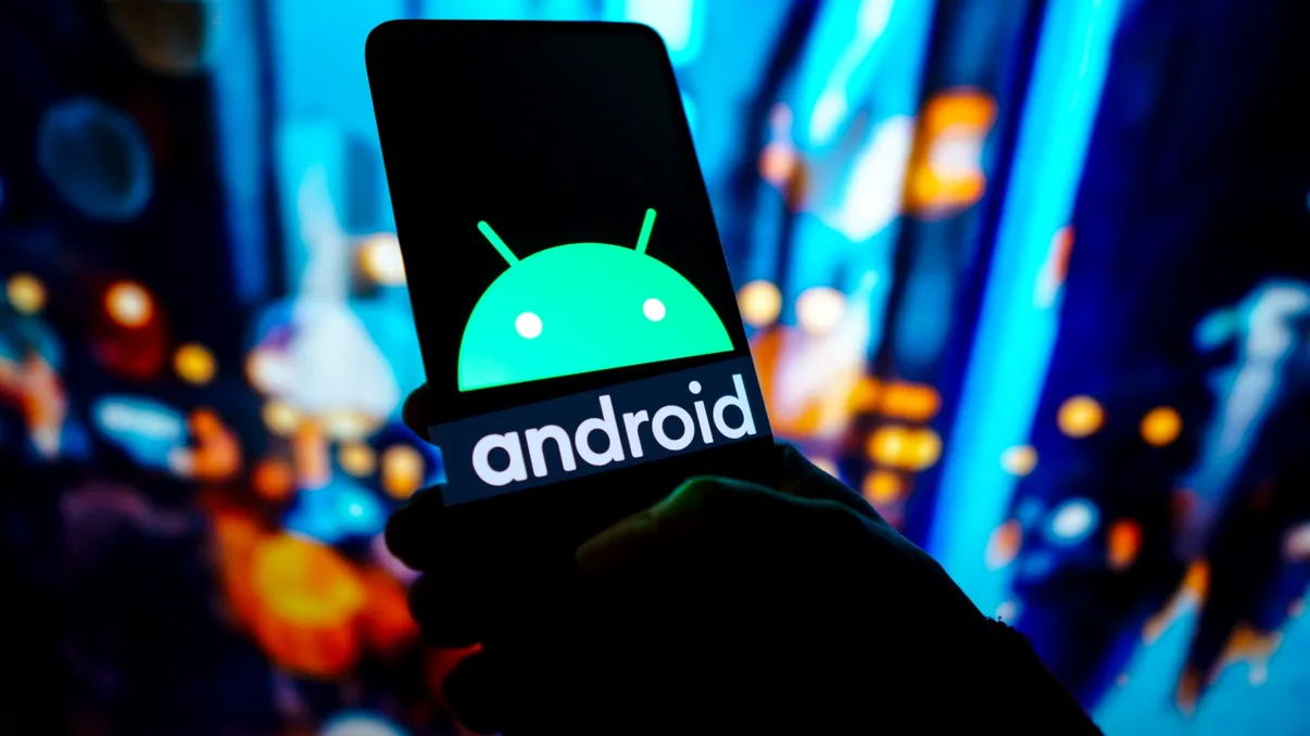 Peste 2 milioane de televizoare și box-uri Android, infectate și folosite la atacuri online