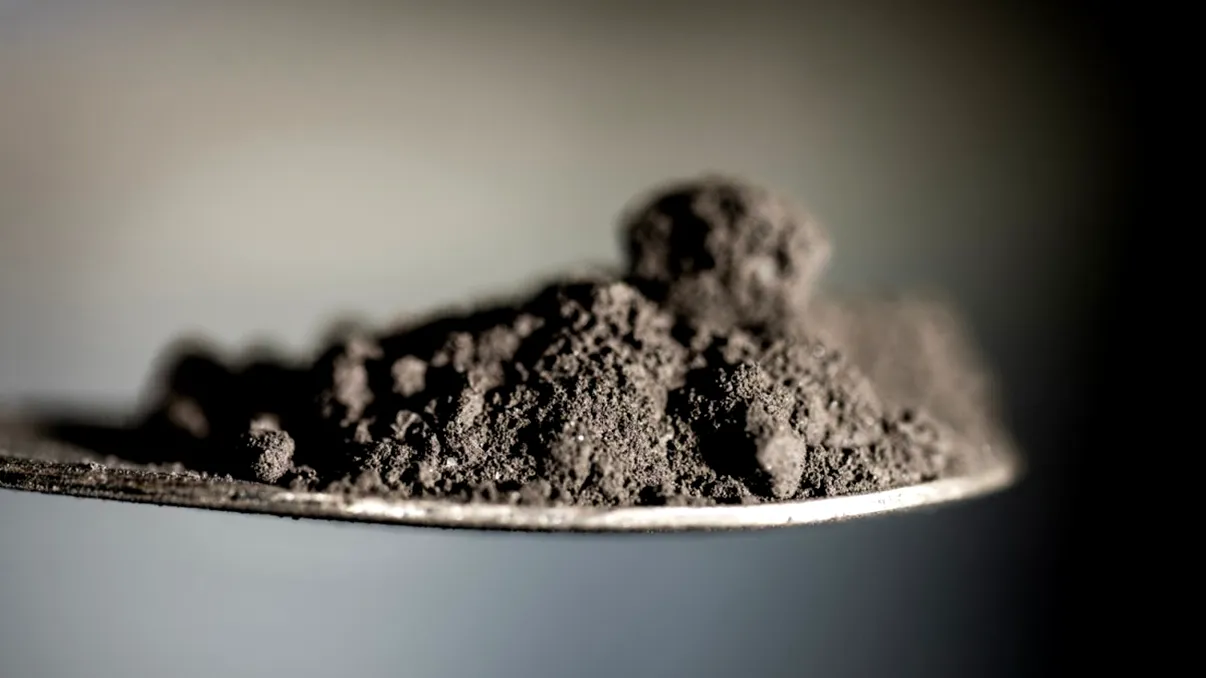 Descoperirea care promite să dubleze extracția de pământuri rare din deșeurile de cărbune