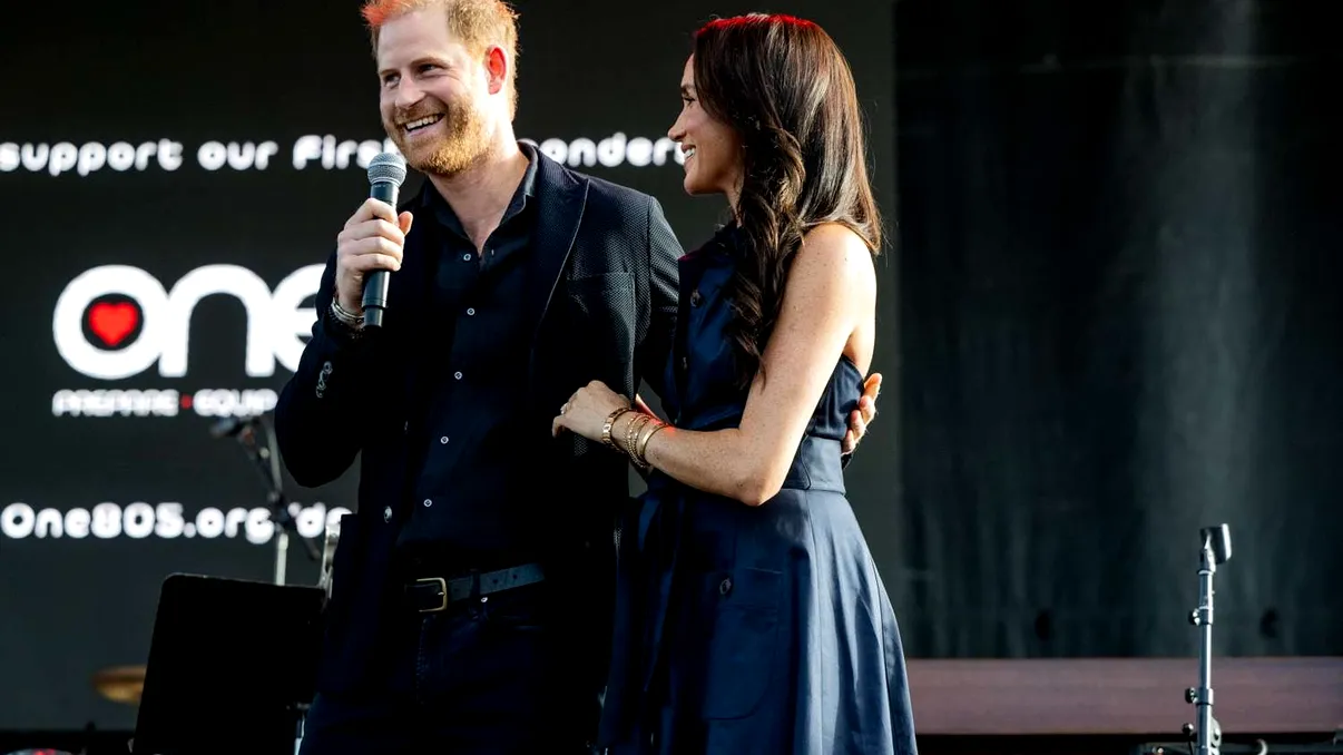 Documentarul „Cookie Queens”, produs de Meghan Markle și Prințul Harry, ovaționat minute în șir la Sundance 2026