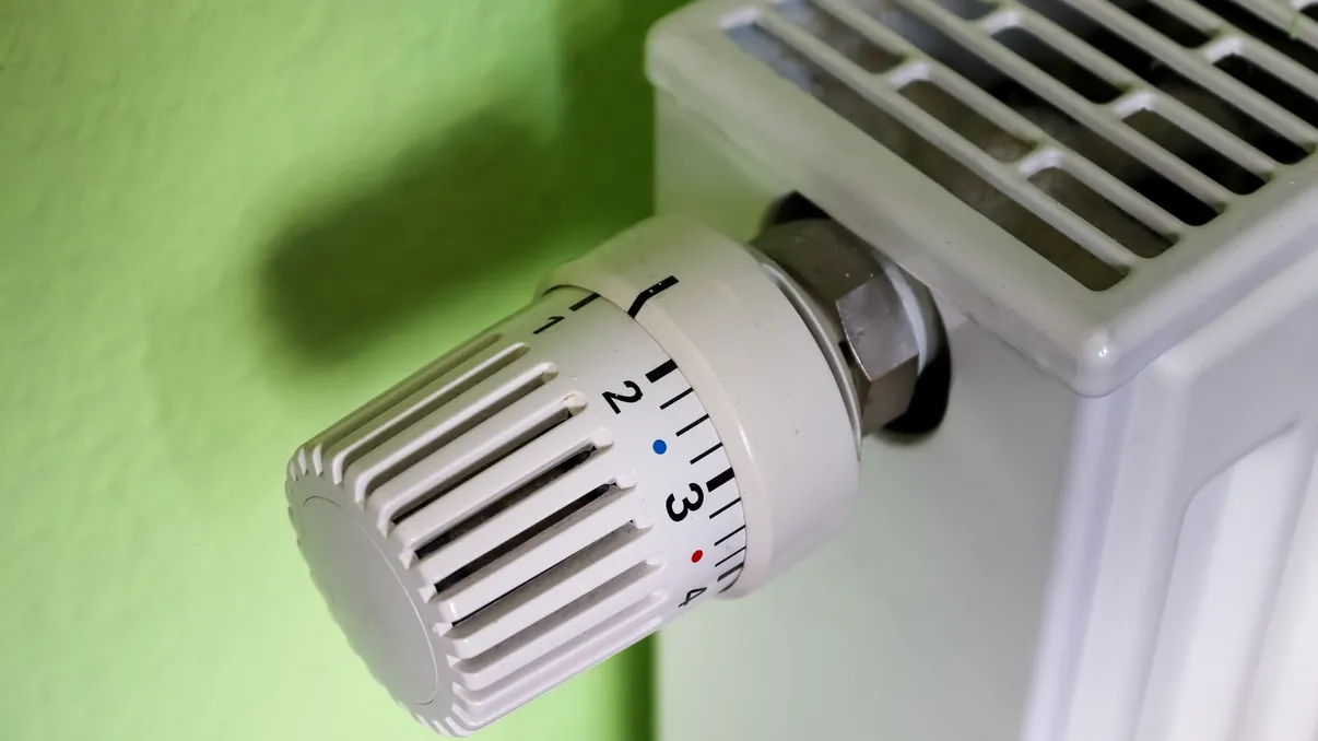 Probleme cu apa caldă şi căldura în Bucureşti, deşi se anunţă temperaturi de -13 grade. Zonele cele mai afectate de defecţiuni