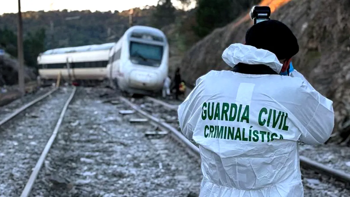Un român se afla în unul dintre trenurile deraiate în Spania. 