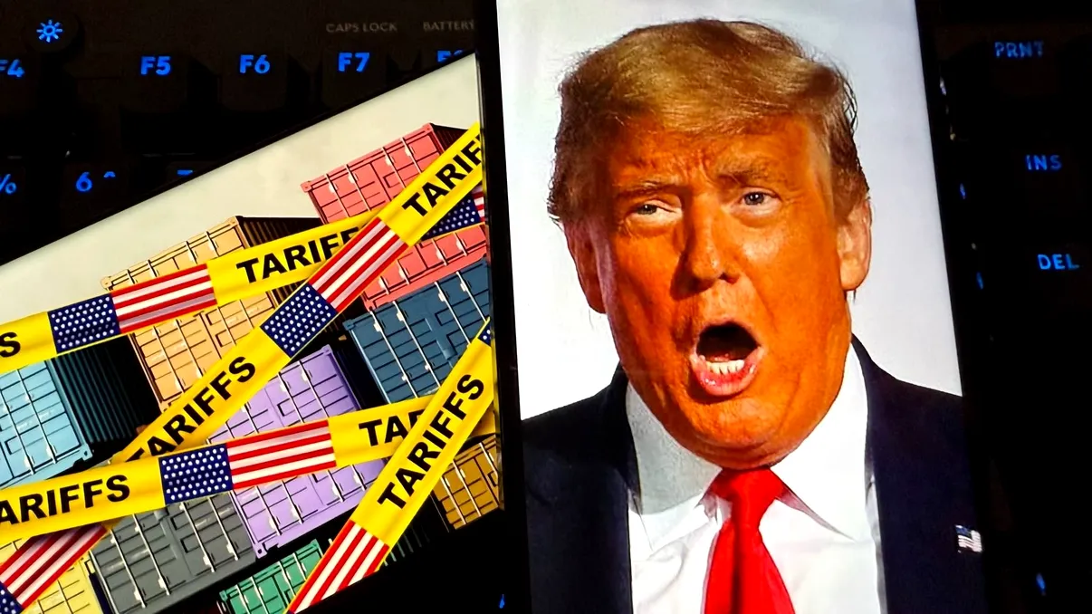 Trump lovește țările europene pro Danemarca cu tarife de la 1 februarie ca să forțeze „cumpărarea” Groenlandei de către SUA. Răspunsul lui Emmanuel Macron UPDATE