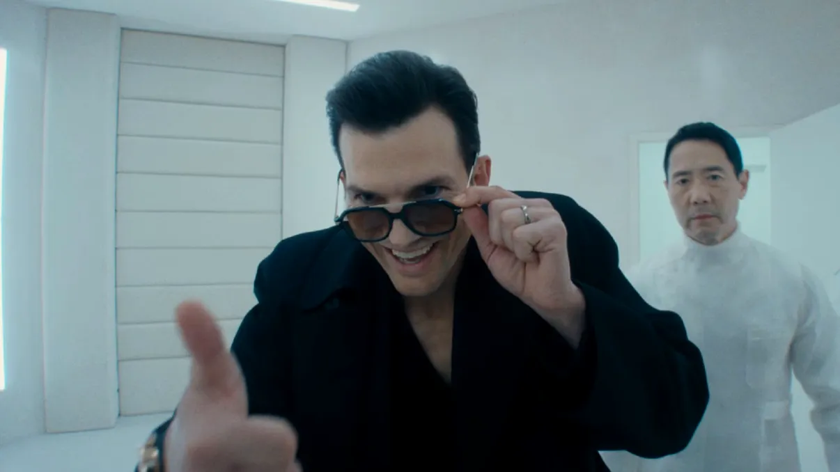 The Beauty vs. The Substance: de ce noul serial al lui Ryan Murphy pare o versiune „glamour” a body-horror-ului cu Demi Moore