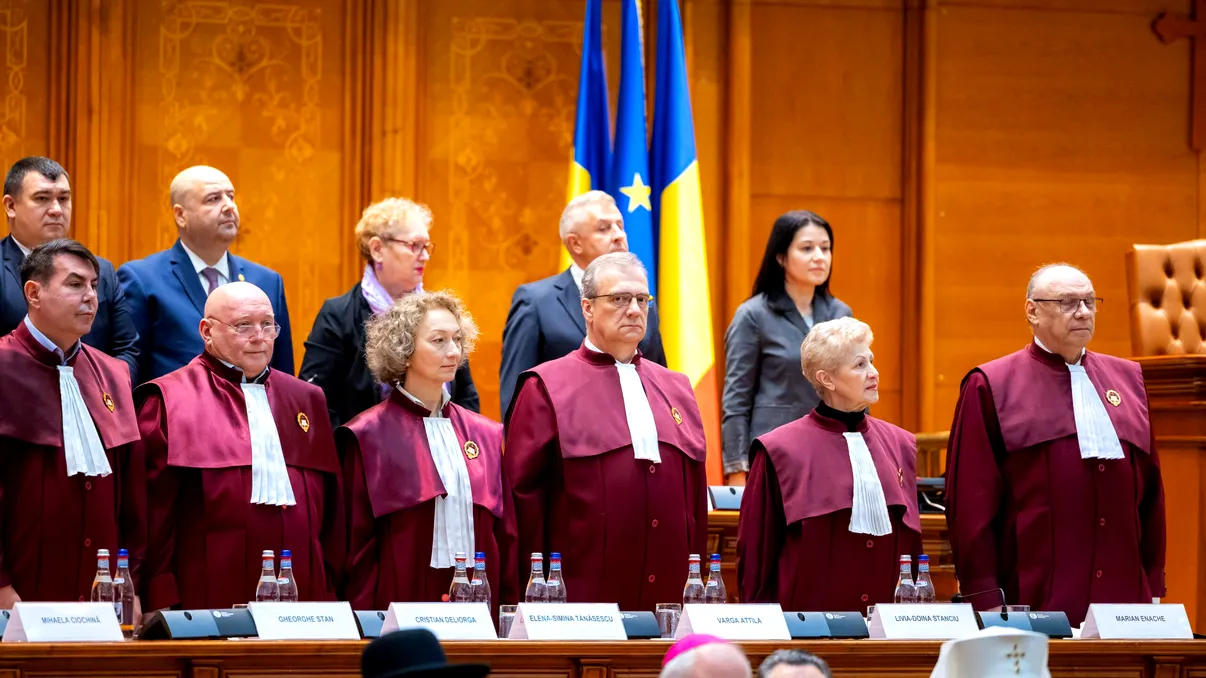 CCR a decis: Legea care taie pensiile magistraților respectă Constituția. Prima reacție a lui Nicușor Dan UPDATE