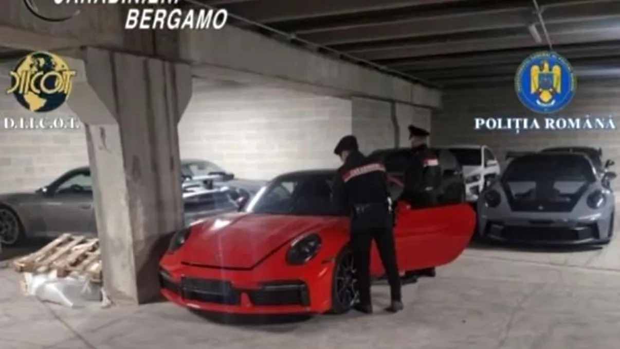 Fraudă de milioane de euro cu zeci de mașini de lux, anchetată de DIICOT. Rețeaua obținea credite și încheia contracte de leasing cu documente false