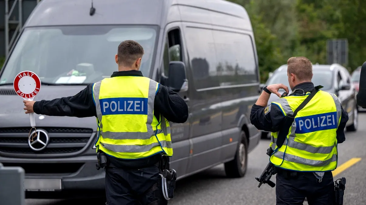 Germania prelungește cu șase luni controalele la frontiere. Ce trebuie să știe cei care se pregătesc să viziteze țara