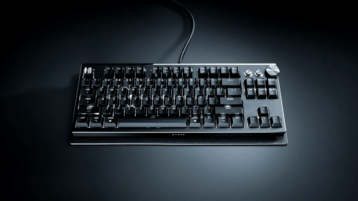 Ar putea fi cea mai prețioasă tastatură de gaming din 2026, dar și cea mai performantă. De ce este specială Razer Huntsman Signature Edition