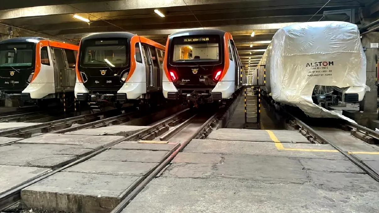 Noul tren de metrou Metropolis s-a defectat în timpul probelor. Mecanicul a rămas cu frâna de urgență în mână