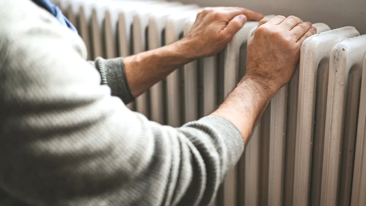 Cum va fi redusă factura la întreţinere, după ce proiectul „Plătești câtă căldură primești” a fost adoptat de Consiliul General. Explicaţii importante pentru bucureşteni