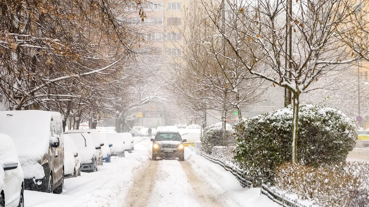 Prognoza specială pentru București, vremea se strică din nou: ninsori, lapoviță și ger din prima parte a săptămânii