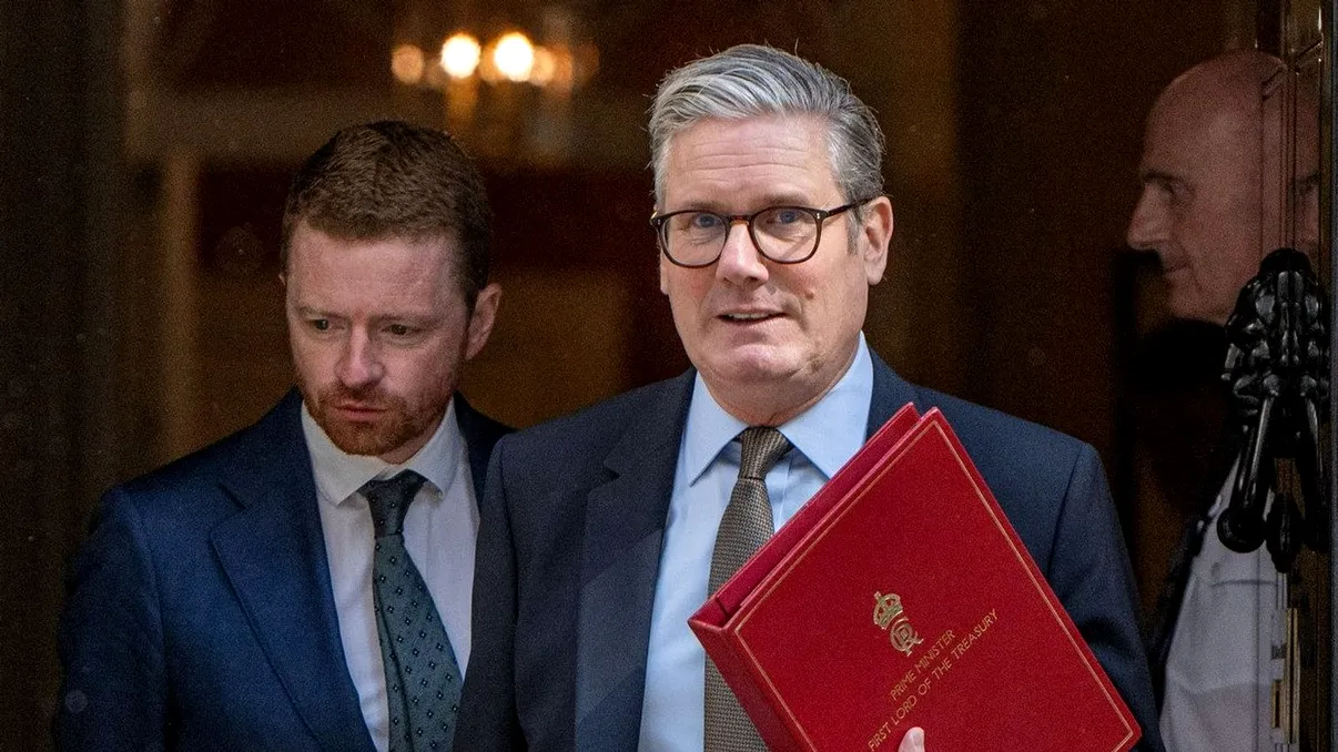 Șeful de cabinet al premierului britanic Keir Starmer demisionează după controversa numirii lui Peter Mandelson ca ambasador la Washington