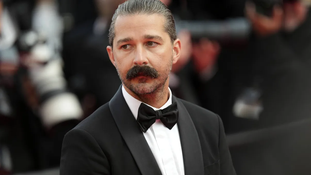 Shia LaBeouf, arestat la New Orleans. Actorul ar fi fost implicat într-o bătaie într-un magazin