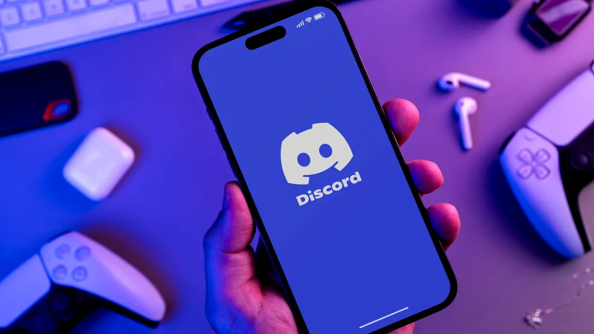 Discord se schimbă și te verifică la buletin: ce alte metode va folosi pentru a confirma vârsta utilizatorilor