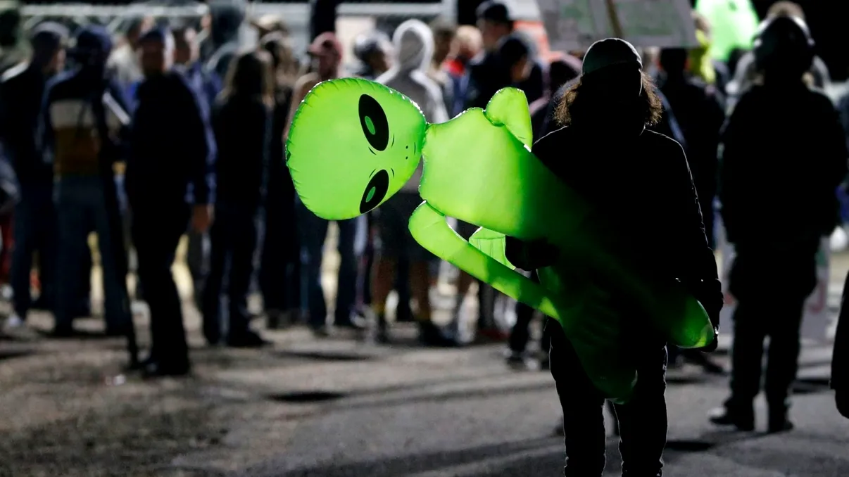 Extratereștri există, dacă îl crezi pe Barack Obama. Ce a zis fostul președinte despre Area 51