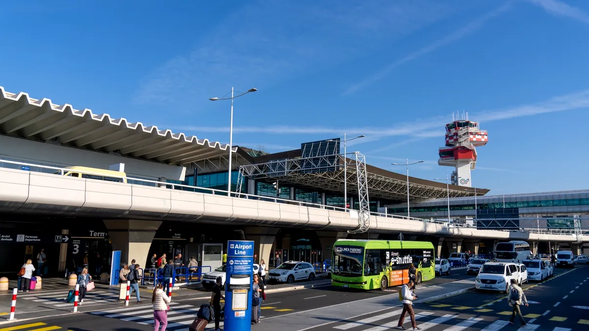 MAE, atenţionare de călătorie. Este grevă naţională în transportul aerian din Italia