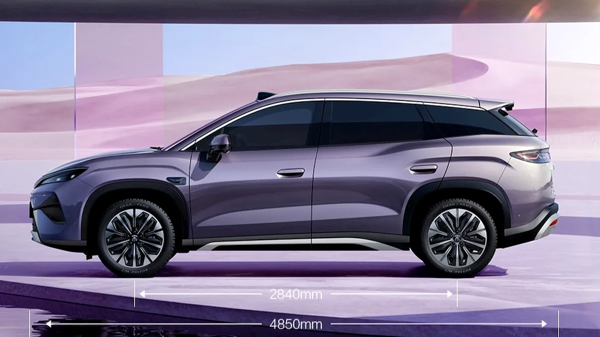 Mașina care te face să uiți de Dacia Spring - un pic mai scumpă, dar de zece ori mai bună. Are autonomie de 700 de kilometri, e un SUV electric serios