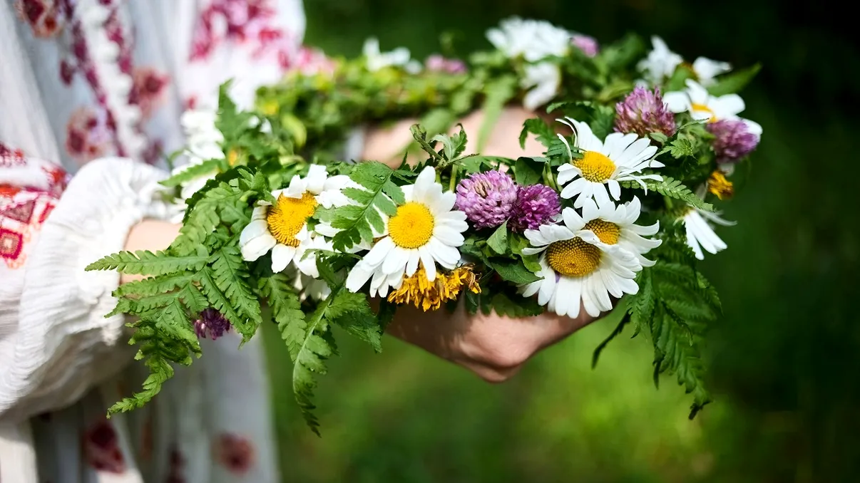 Când este echinocțiul de primăvară 2026. Tradițiile românești care promit să aducă noroc și bunăstare în tot restul anului