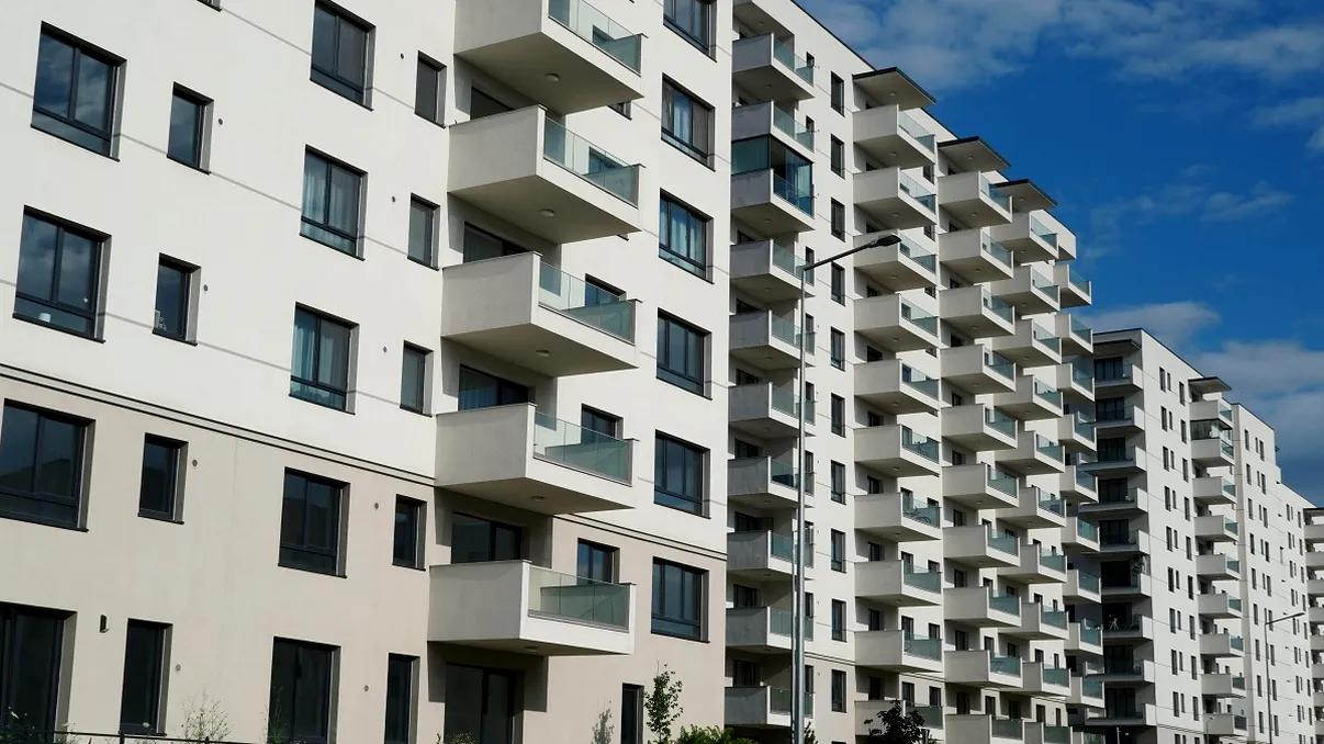 Cât plăteşti în plus la un credit imobiliar: cât te costă, de fapt, apartamentul cumpărat în rate