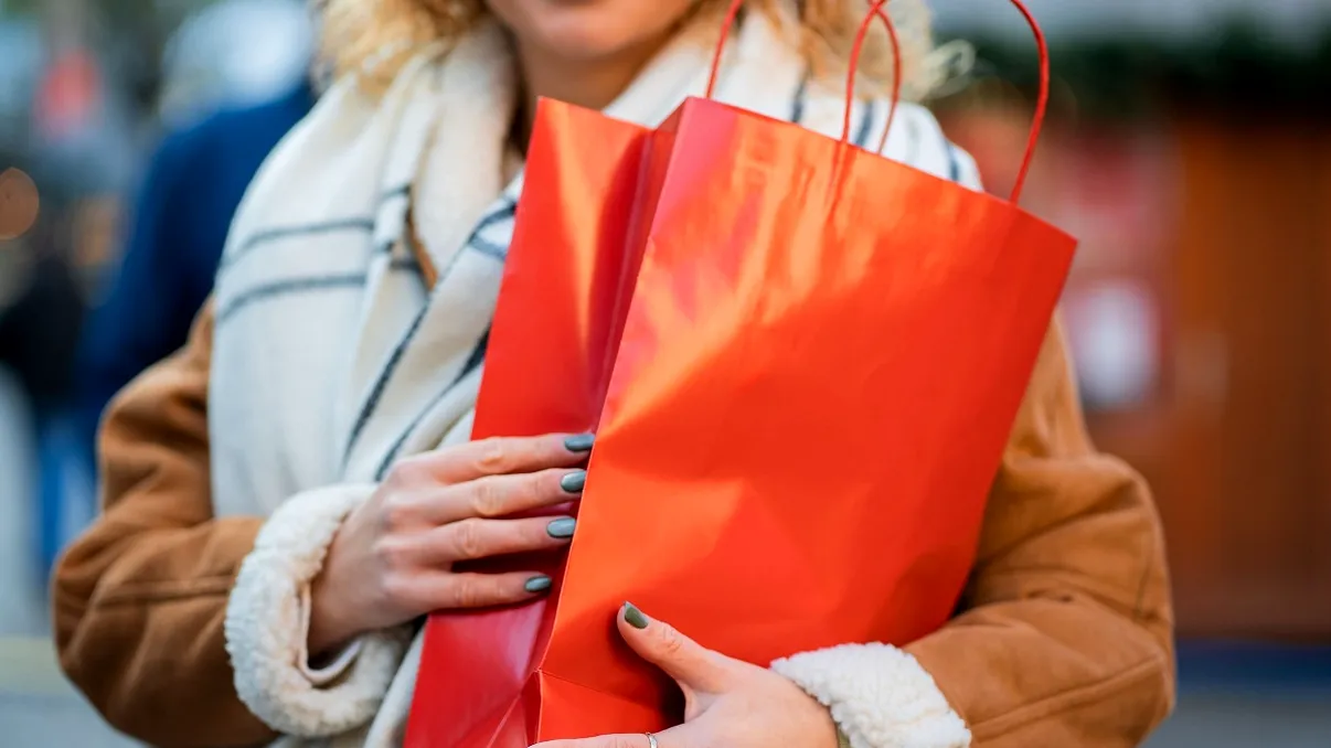 Cum să economisești bani când mergi la cumpărături. De ce promoțiile pot fi o capcană chiar și când par avantajoase