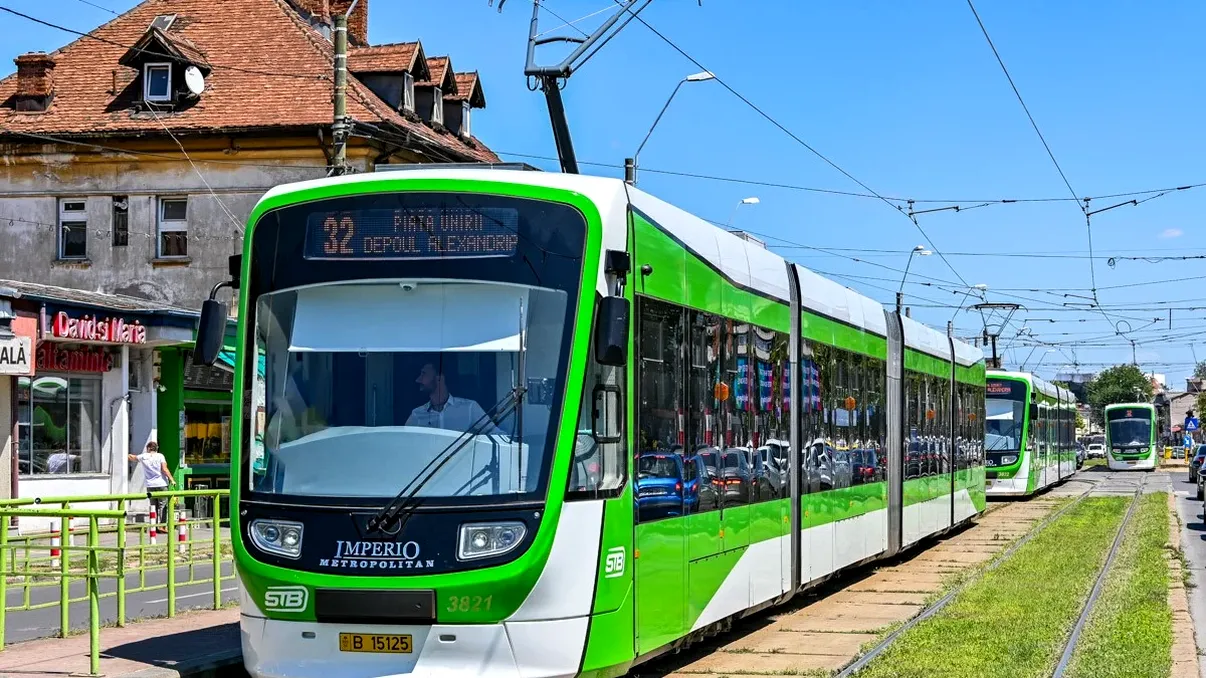Cum va fi linia de tramvai 32 reabilitată. Este a doua cea mai aglomerată din Bucureşti, după 41