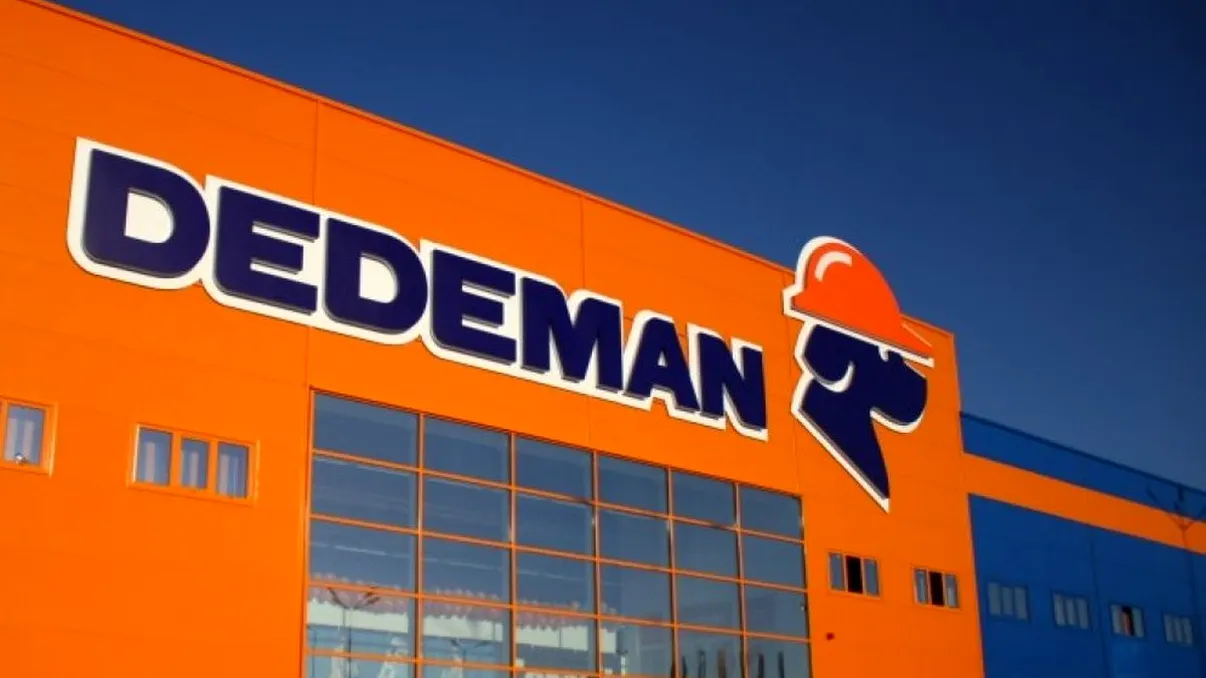 Dedeman face un nou pas în extindere: fuziune cu Navaria Ceramics