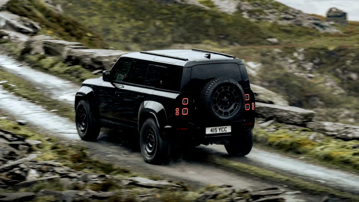 Land Rover Defender, un SUV electric pregătit pentru aventură. Ce ne pregătește 2026 în materie de off-road accesibil