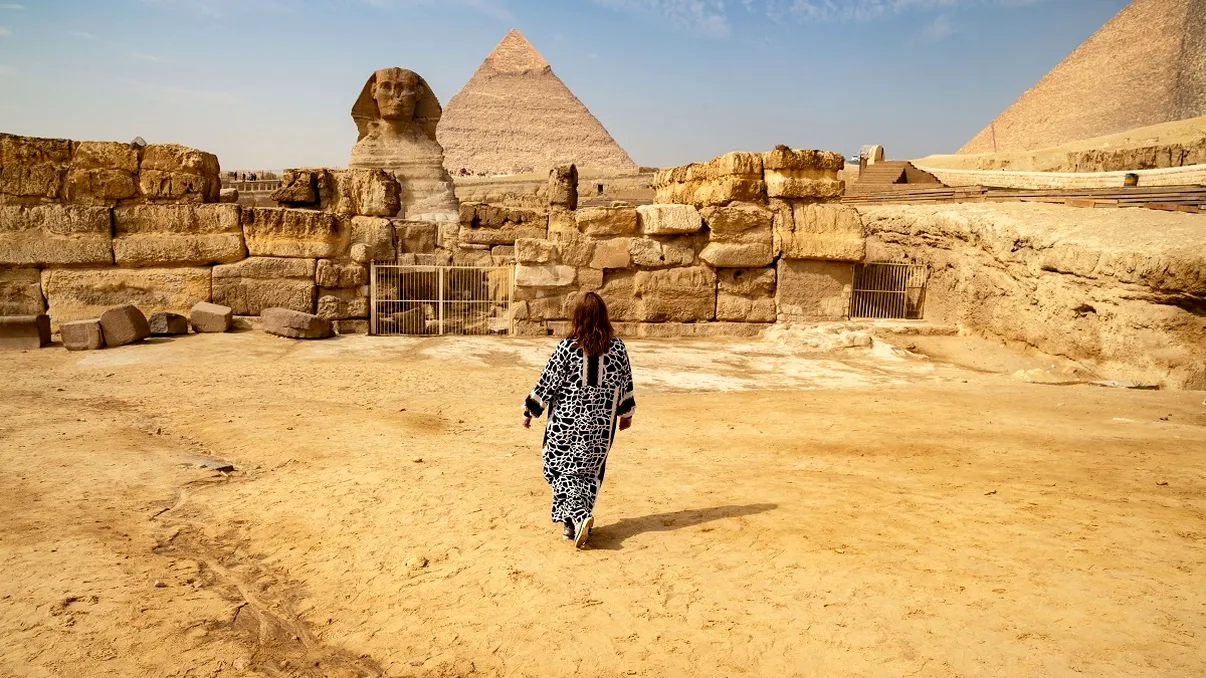 Românii au început să îşi vândă vacanţele în Egipt la preţuri de nimic. Cât costă un pachet de două persoane în Hurghada