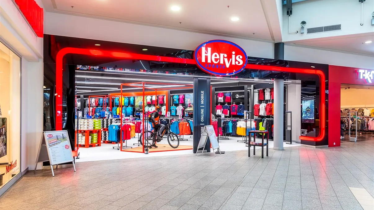 Se închid magazinele Hervis din România. Ce se întâmplă cu magazinele din toată țara și de ce pleacă brandul