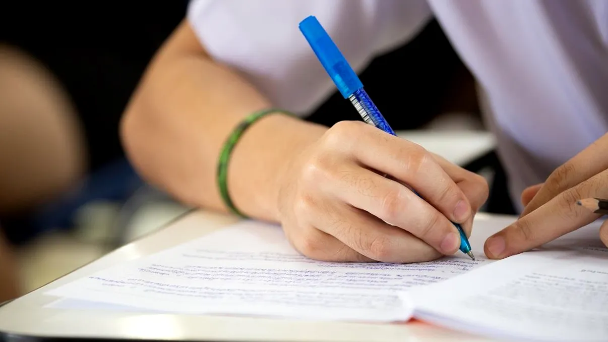 Simulare Evaluare Națională 2026. Cum se rezolvă subiectele pe foaia de examen, la ce trebuie să fie atenți elevii