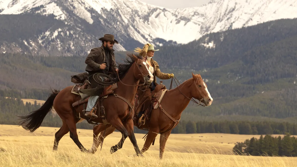 Dutton Ranch, pe SkyShowtime: ferma s-a schimbat, dar războiul familiei Dutton continuă