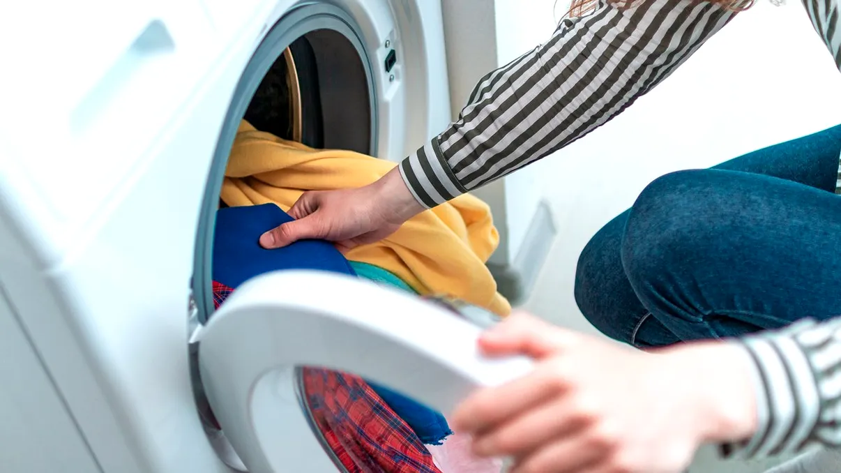 Usuci rufele în casă? Aparatul care ajută ca procesul să fie mult mai rapid cu o investiție redusă