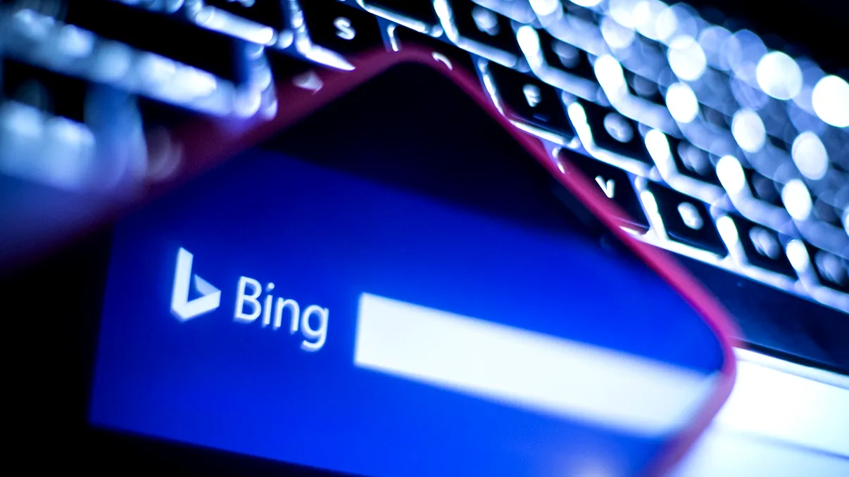 O căutare pe Bing i-a trimis pe utilizatori către un program infectat. Legătura cu OpenClaw