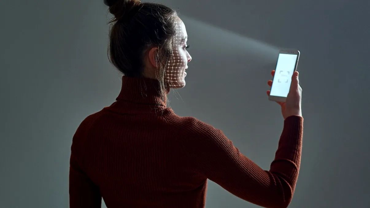Cum setezi Face ID corect și când merită să folosești cod de acces lung, în loc de 6 cifre