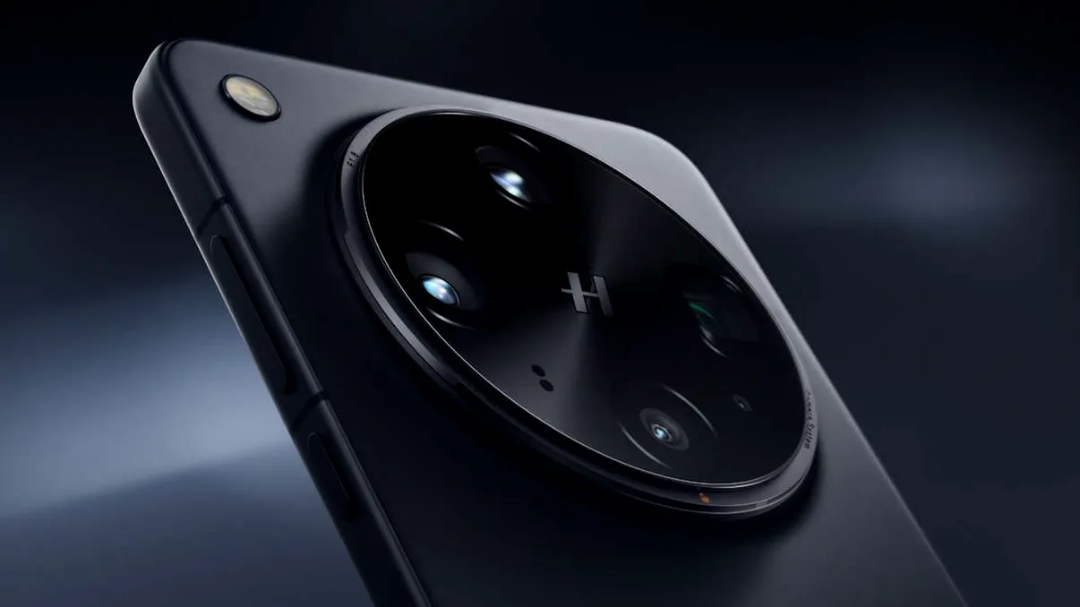 OPPO Find X9 Ultra, lansat în Europa. De ce ar putea fi vârful de gamă pe Android în 2026