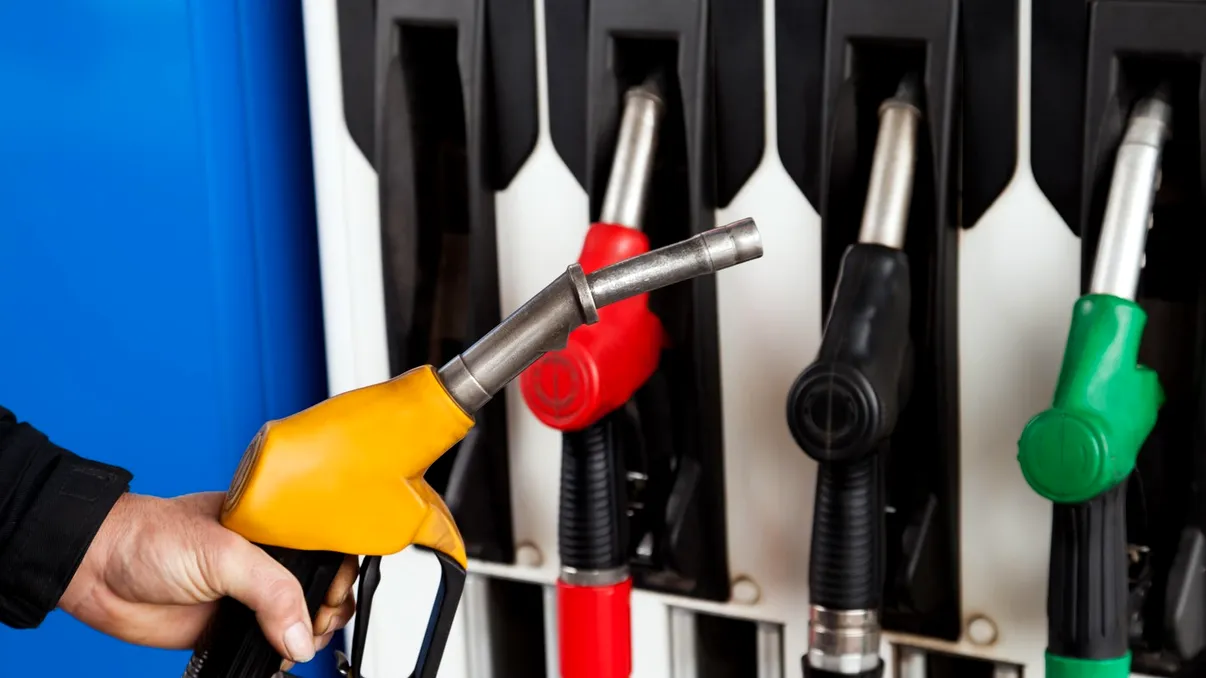Calculul făcut de ministrul Energiei. Cât de mult ar putea creşte preţul benzinei şi motorinei în următoarea perioadă