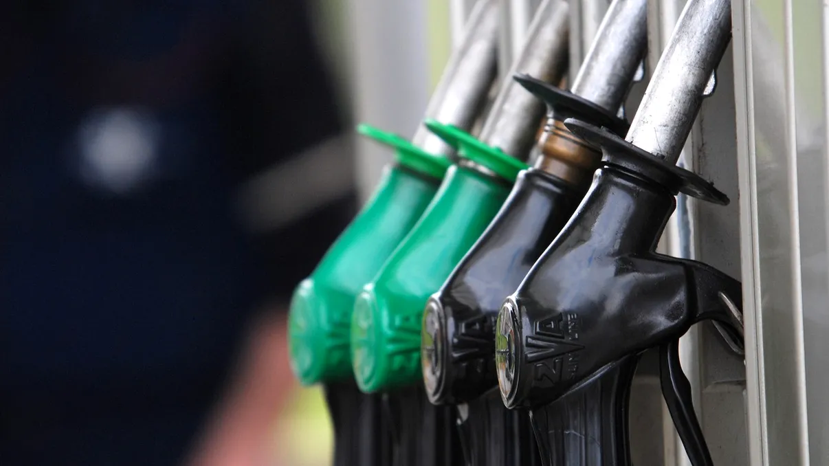 Ce înseamnă penurie de carburanți pentru cetățenii de rând. Șeful Shell crede că Europa va fi afectată chiar începând din aprilie